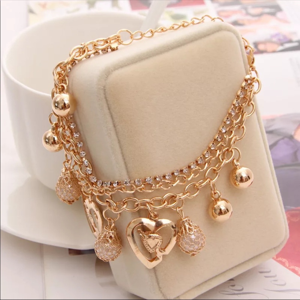 Mulitlayer Gold Chain/Bangles Charm Heart Bracelet